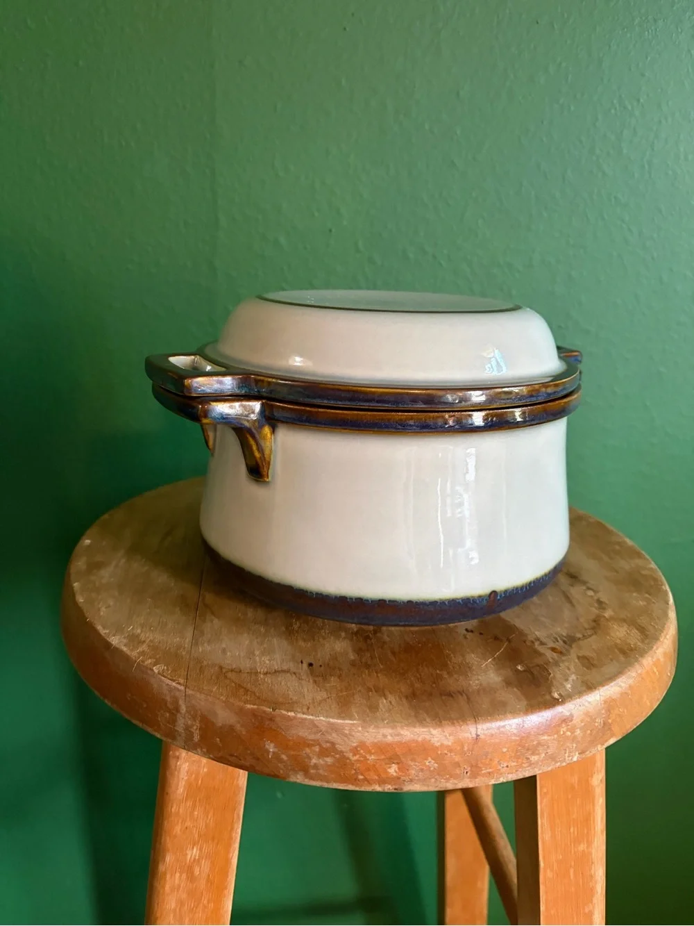 Vintage Covered Casserole 405 by Tema Stoneware Copenhagen 2 QT